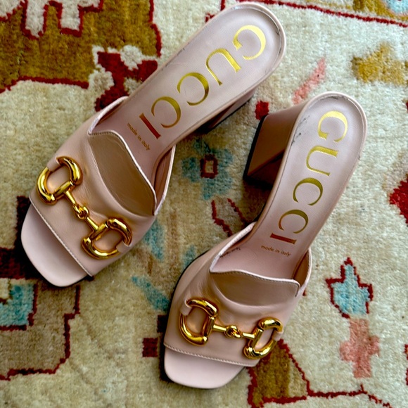 Gucci slides. Beautiful Blush color sold out - Picture 1 of 6